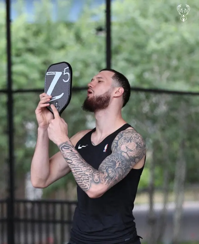ONIX Graphite Z5 Pickleball Paddle Face